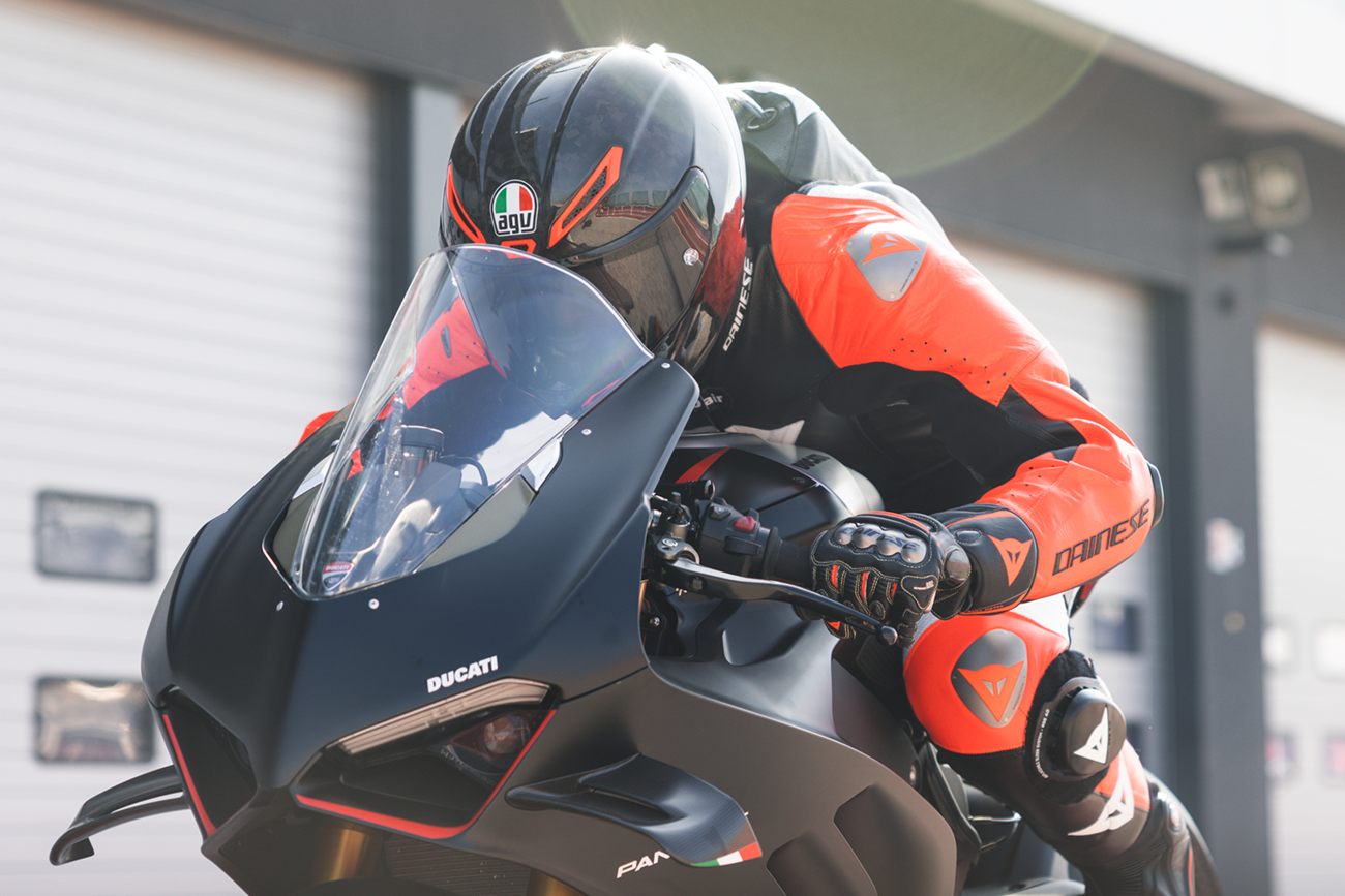 Pista GP RR Carbonio Forgiato Helmet