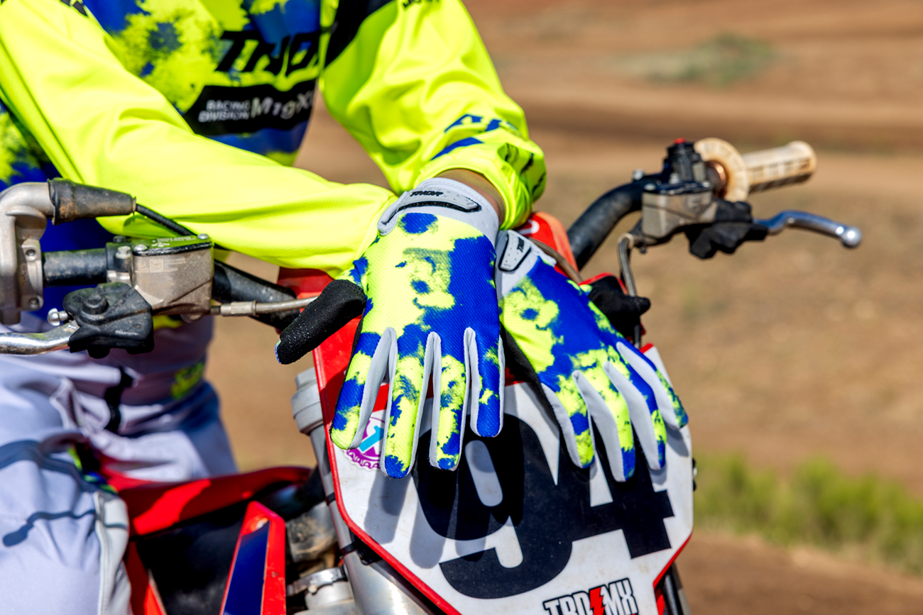 Launchmode Bleach Gloves