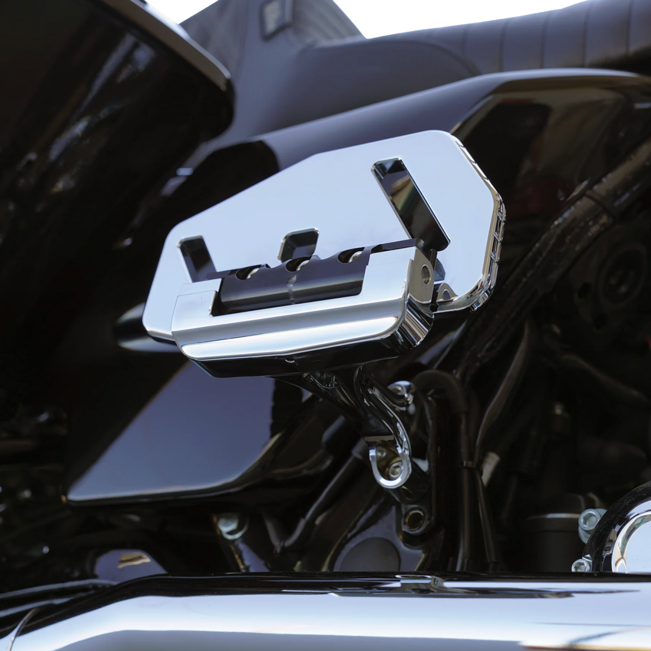 Forged Passenger Floorboard Mounts