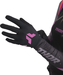 Women's Sportmode Iconic Gloves